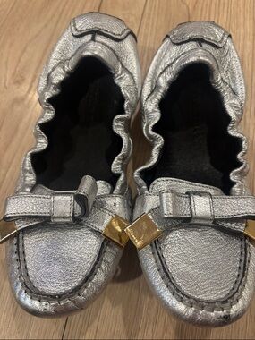 Burberry Metallic Silver Bow-Accent Ballet Flats
